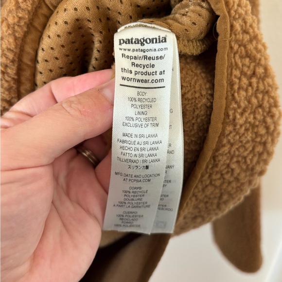 Patagonia Teddy Bear Fleece Pullover - Picture 4 of 4